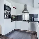Amsterdam Countryside Met Airco ,geweldig Uitzicht, Luxe Keuken,wasmachine,droger,gratis Fietsen Apartment *