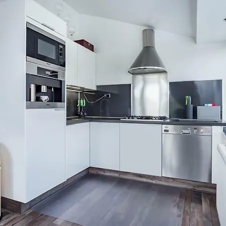 Amsterdam Countryside Met Airco ,geweldig Uitzicht, Luxe Keuken,wasmachine,droger,gratis Fietsen Apartment *